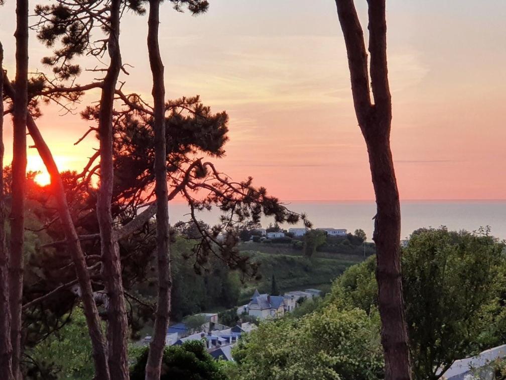 Les Jardins De La Béné Hébergement de vacances *